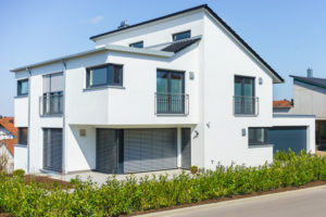 Haus mit Vorgarten